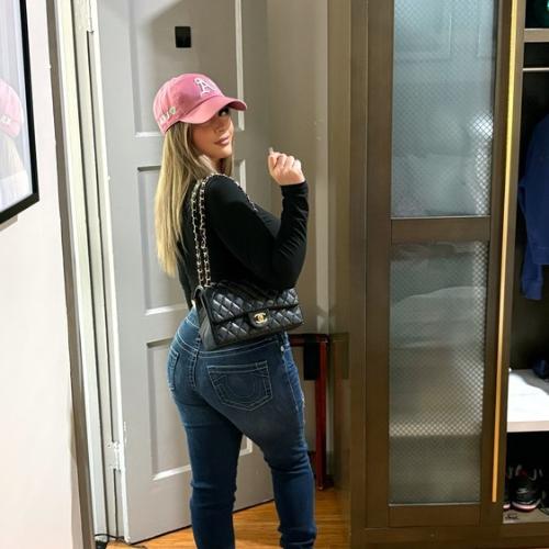 Gwapqueenb — escort in Raleigh