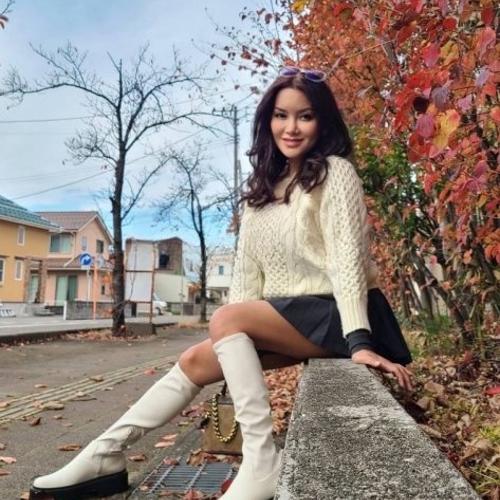 Zefania — Escort in Tokio
