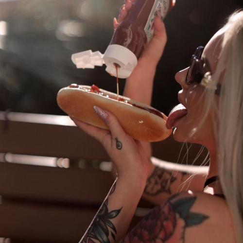 Cherry — 라르나카 에스코트, 사진 4
