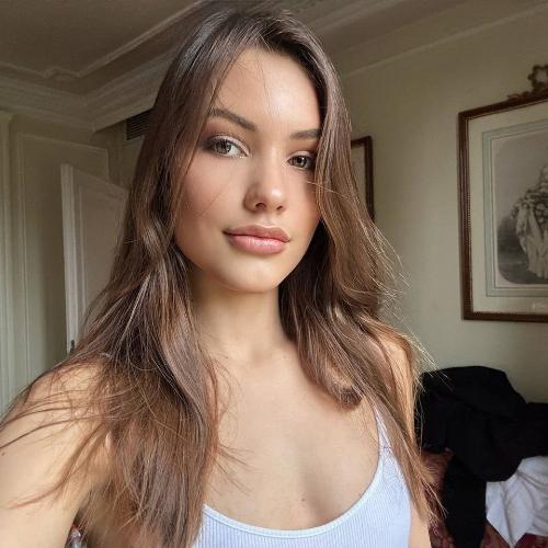 Rebecca — escort in New York City