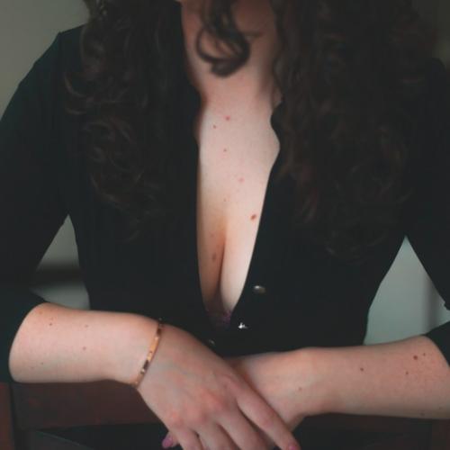Lovelyesme — escort in Portland