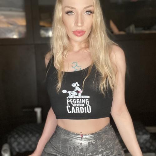 Ruby Enraylls — eskort v Seattle