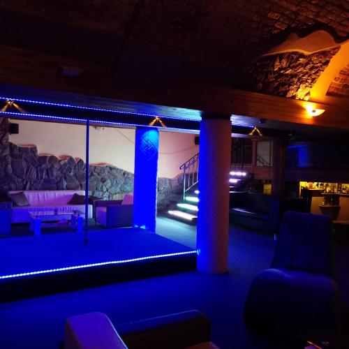 Crystal Gentlemens Club — Košice şehrinde erotik mekan