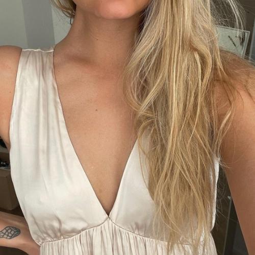 Yovot — Escort in Helsinki