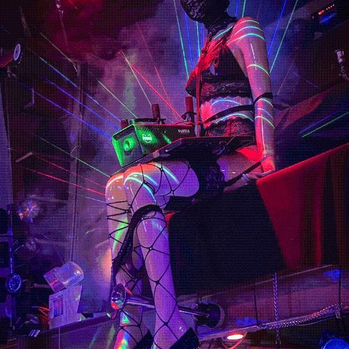 2+2 Club — erotic venue in Piraeus