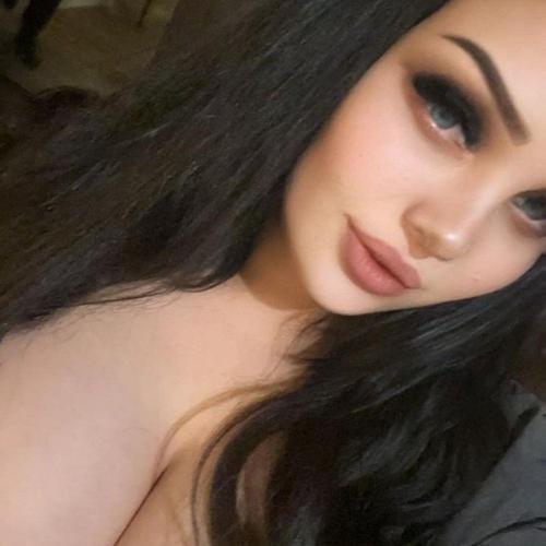 Aylin — eskorta w Baku