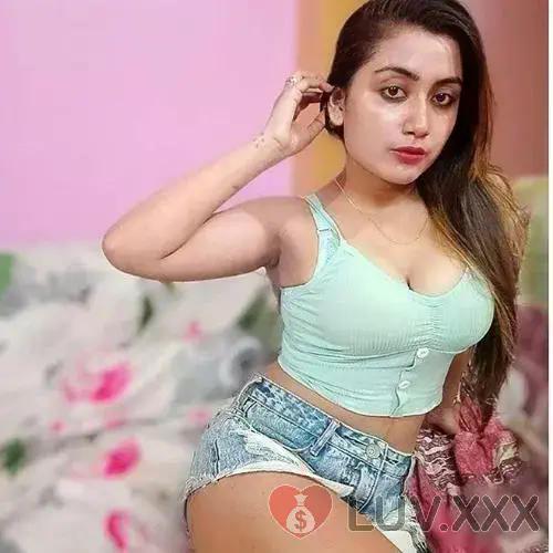 Sanam Escort