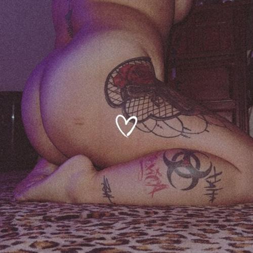 Honeybabii — eskorta w Sacramento