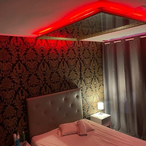 La Mansion Figueres — erotic venue in Figueres