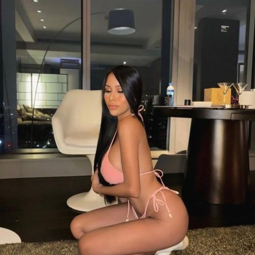 Olivia — مرافقة في هونغ كونغ
