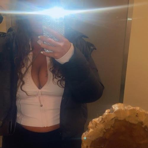 Krystalmariee — eskort i Detroit