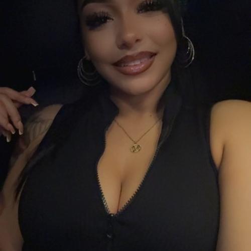 Princessluvxo — مرافقة في تشري هيل