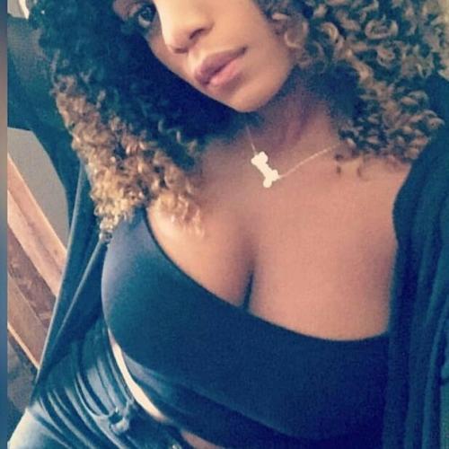 Alyssajoy — escort in Kuwait City