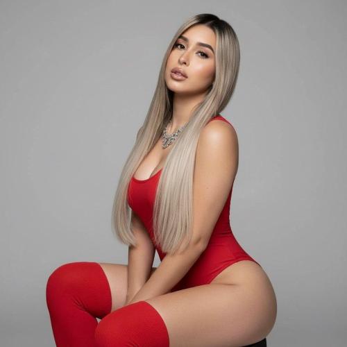 Marry — Escort in Frankfurt am Main