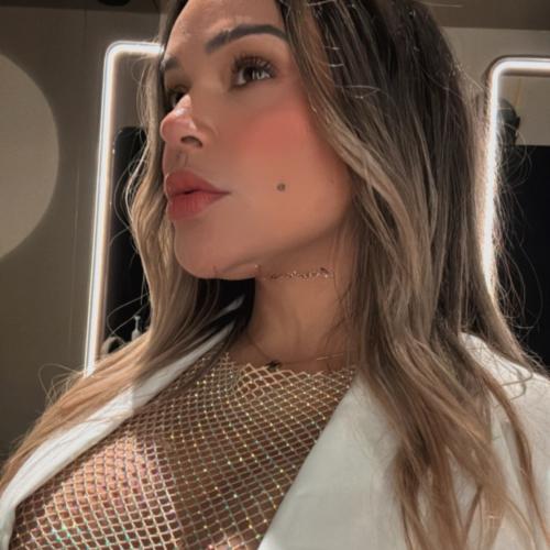 Monique — مرافقة في لشبونة