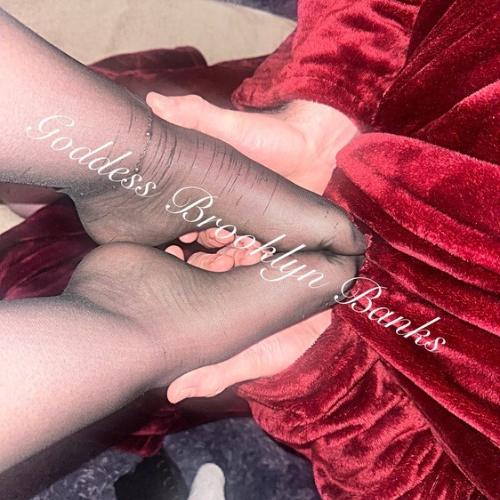 Healing Goddess — συνοδός στην πόλη Σαν Ντιέγκο