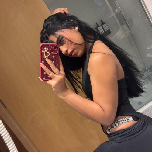 Sara — escort in Burgos