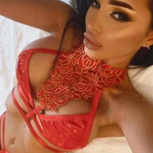 Roxana — 부쿠레슈티 에스코트