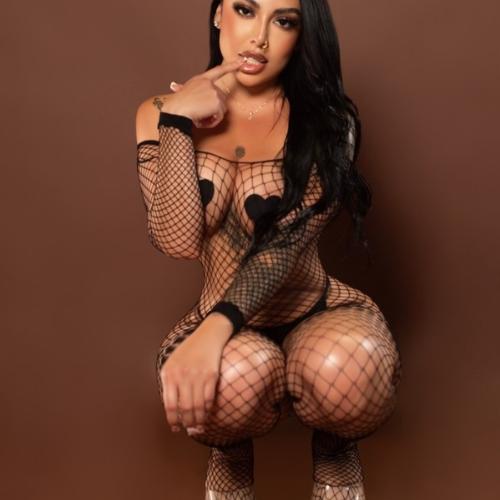 Ava Rosee — Ontario 에스코트