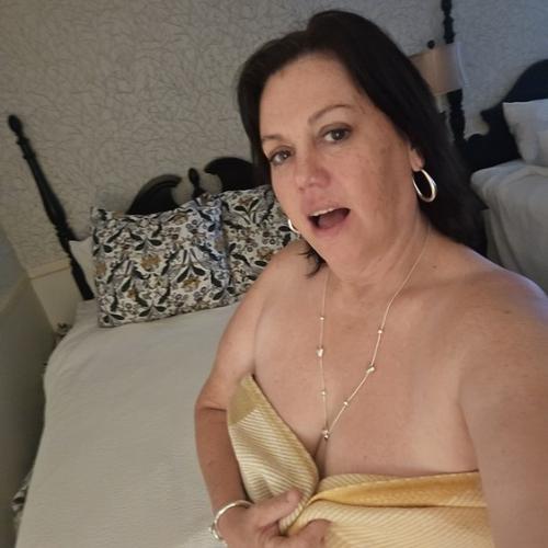 Ginagirlfriend — escort in Ontario