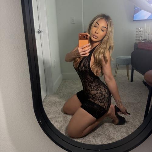 Lena Cruz — escort a Cupertino