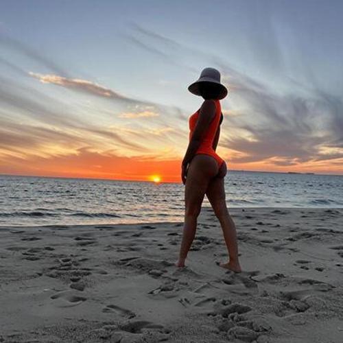 Bonnie B | Brown-Eyed Bliss | 0479 123 490