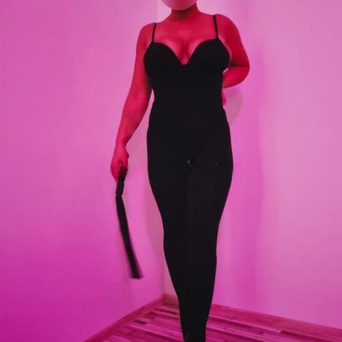 Mistress Paula — eskorte i Bucharest