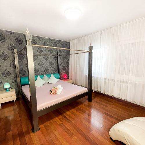 Domizil Deluxe — Erotik-Location in Saarbrücken, Foto 2