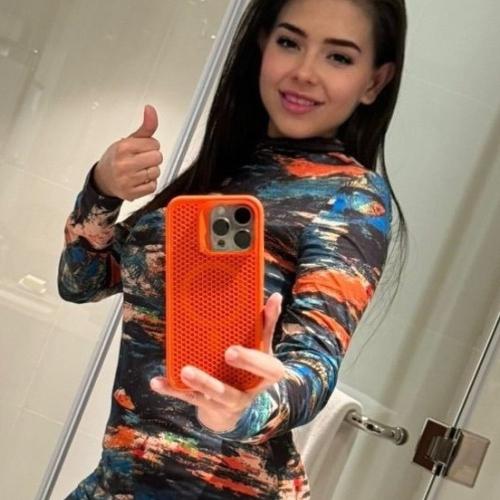 Aurora — escort in Tokyo
