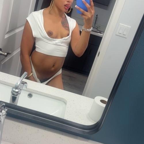 Prettyfijiian — escort in Houston
