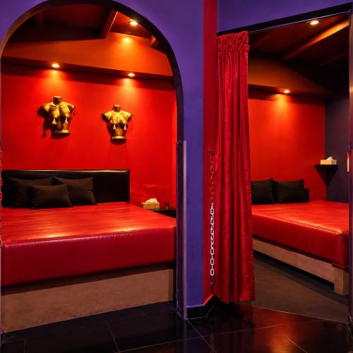 Club Mystique Tenerife — Erotik-Location in Adeje