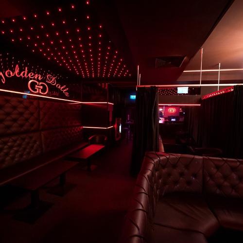 Golden Dolls — Erotik-Location in Berlin