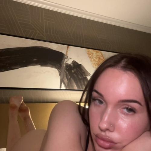 Averylove — مرافقة في دالاس