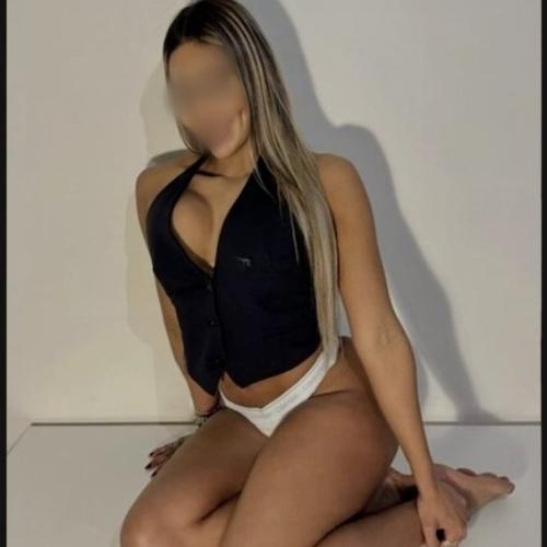 Julia — escort in Helsinki