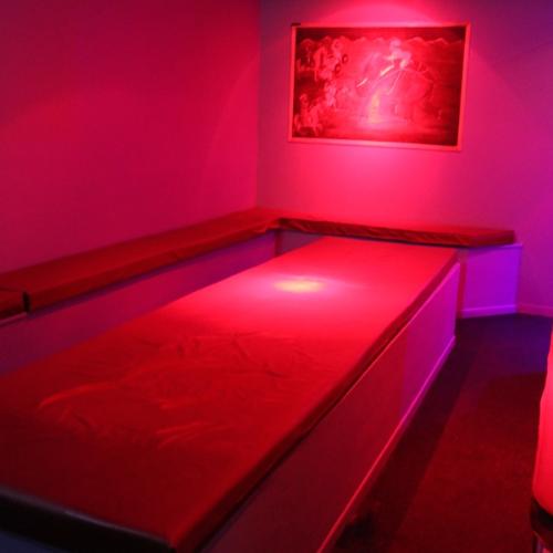 L'eclipse Love Spa — 파리 성인 업소