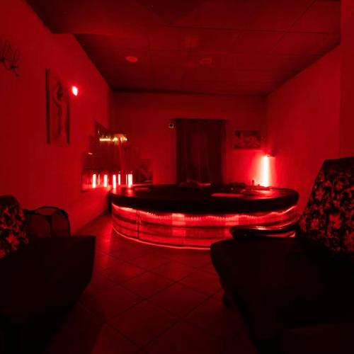 Molin Luxury Club Privè — ερωτικός χώρος στην πόλη Fucecchio