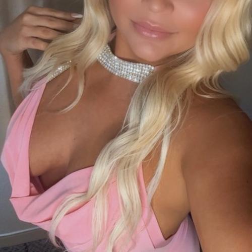 Karlee Rose — eskort v Richmond