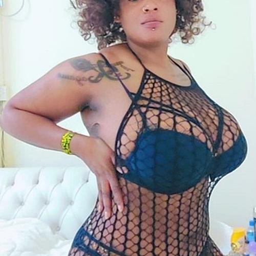 Kaylee — Yiwu şehrinde eskort