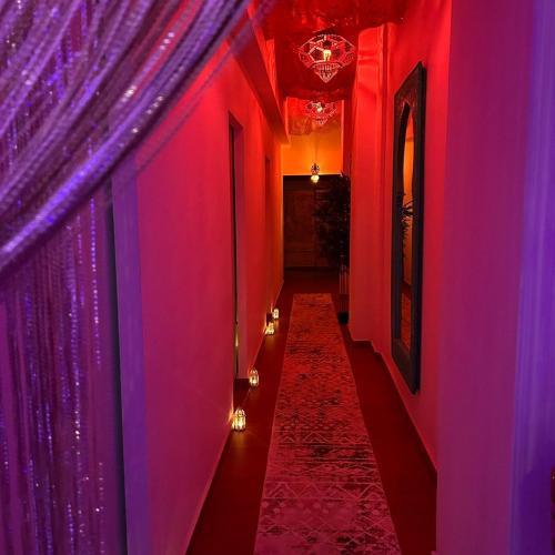 Shira Lounge Tantric — 이비사 성인 업소