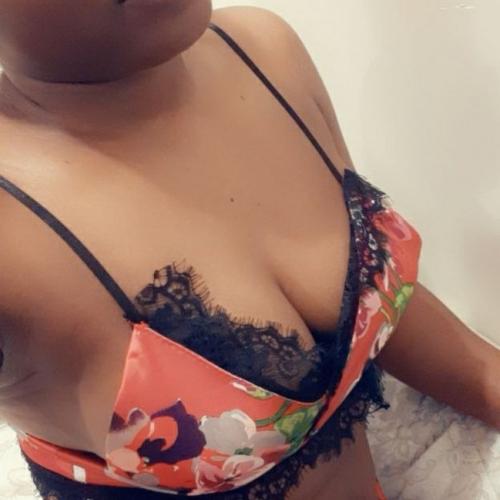 Della — escort in Kuwait City