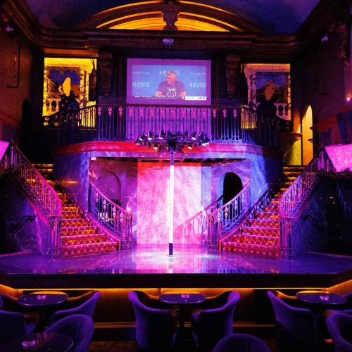 Treasures Gentlemen's Club — erotický podnik v Las Vegas
