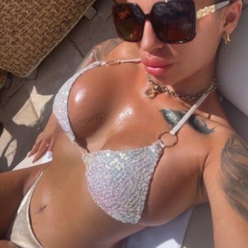 Barbi — Escort in Bukarest