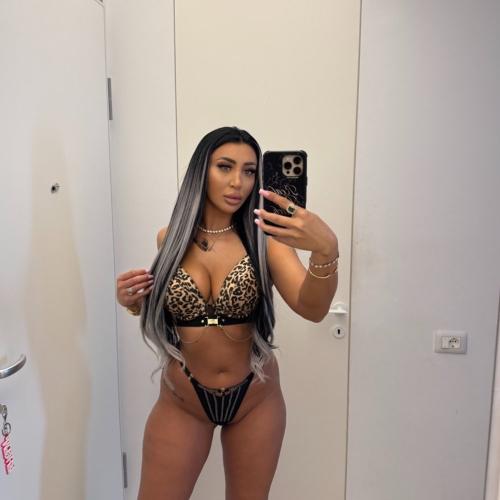Ashley — 부쿠레슈티 에스코트