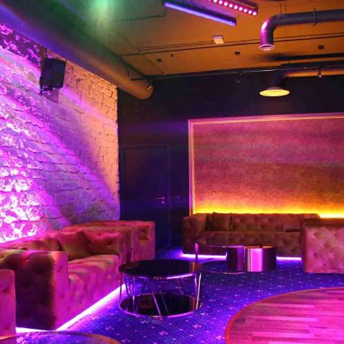 Goldentime Gentlemen Club — Erotik-Location in Tallinn