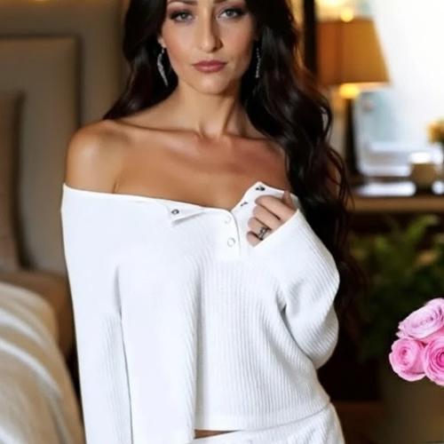 Sena You — eskorte i Glendale