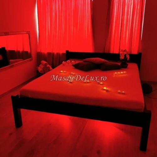 Raisa Massage (masaje De Lux) — еротичний заклад у місті Клуж-Напока