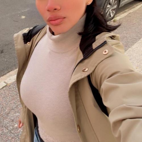 Paola — 빌바오 에스코트