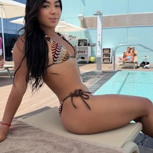 Ariana — escort à Francfort, photo 3