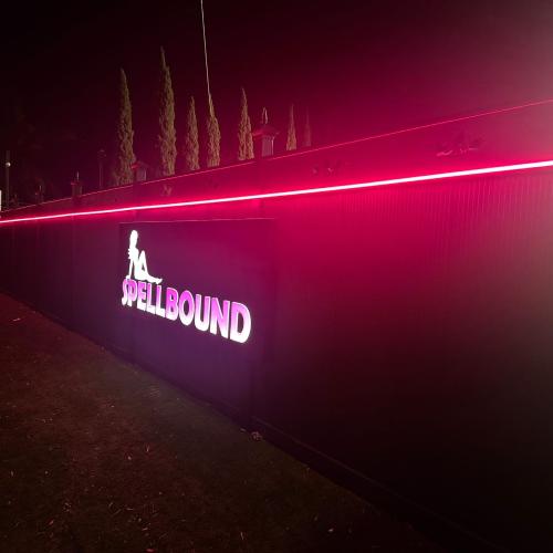 Spellbound — ερωτικός χώρος στην πόλη Μελβούρνη