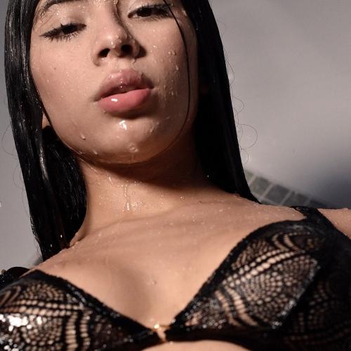 Sara — escort à Paris